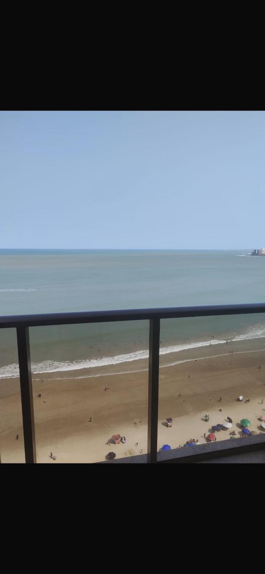 Malaga1201 Cobertura De Frente Para Praia Do Morro Guarapari Em Frente O Quiosque 19 외부 사진